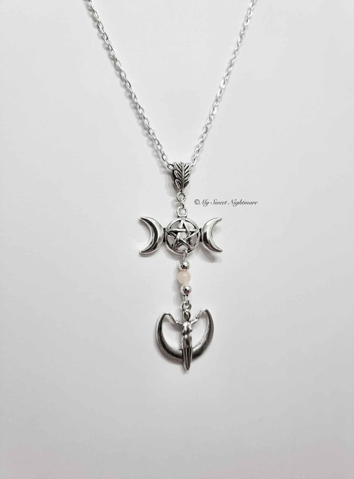 Collana con Triplice Dea e Quarzo Rosa