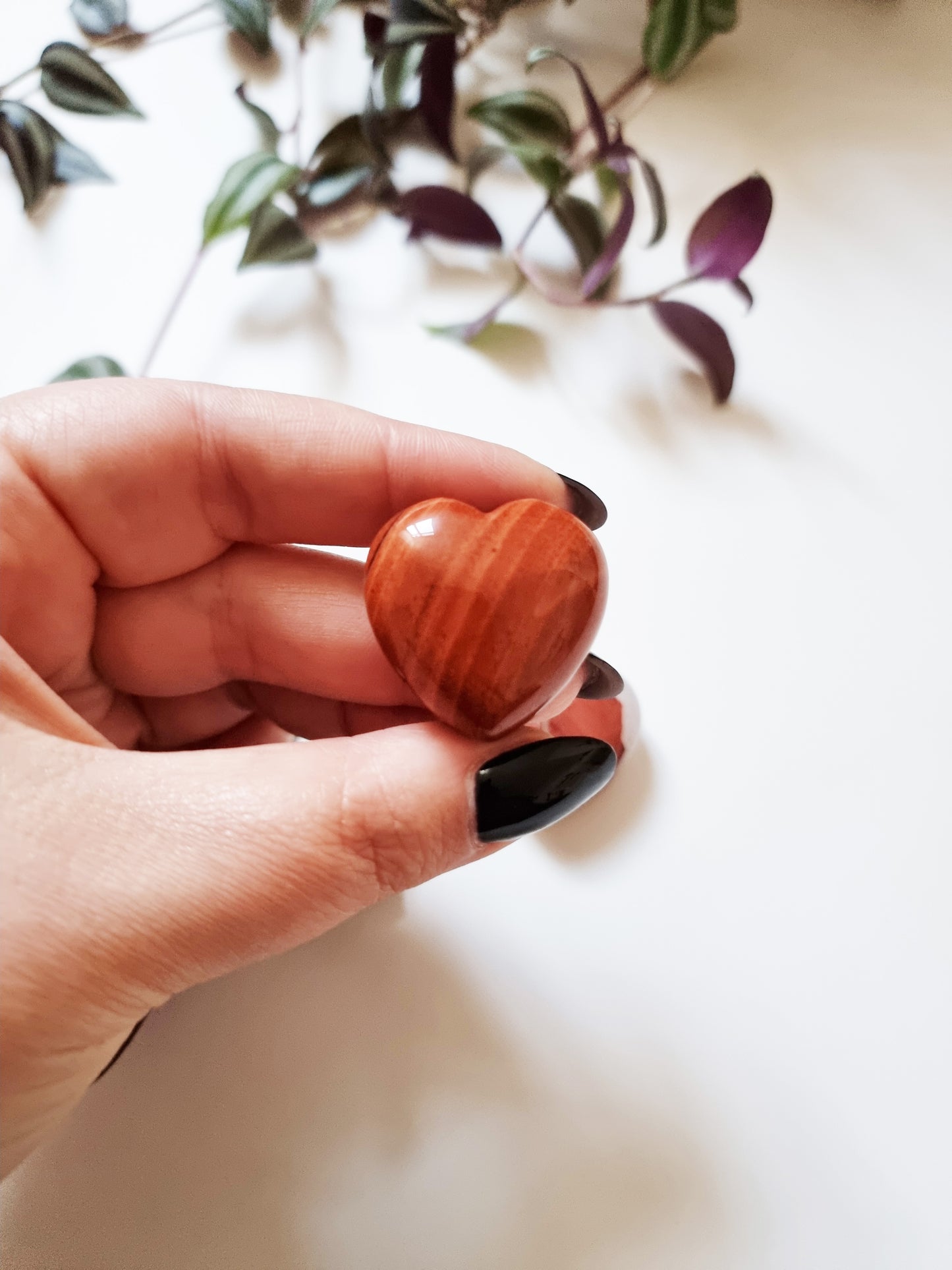 Cuore in Diaspro Rosso - Forza interiore, Resistenza, Coraggio