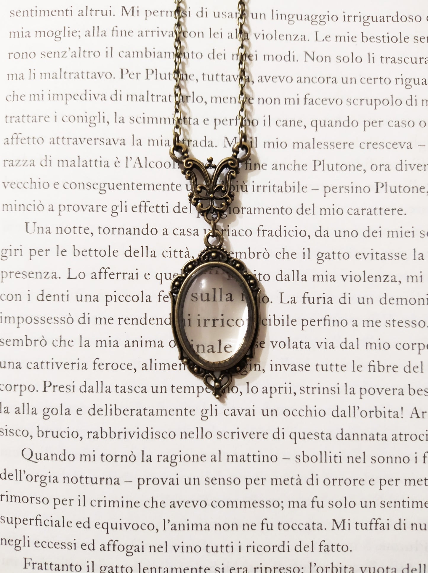 Collana Vittoriana con Lente di Ingrandimento