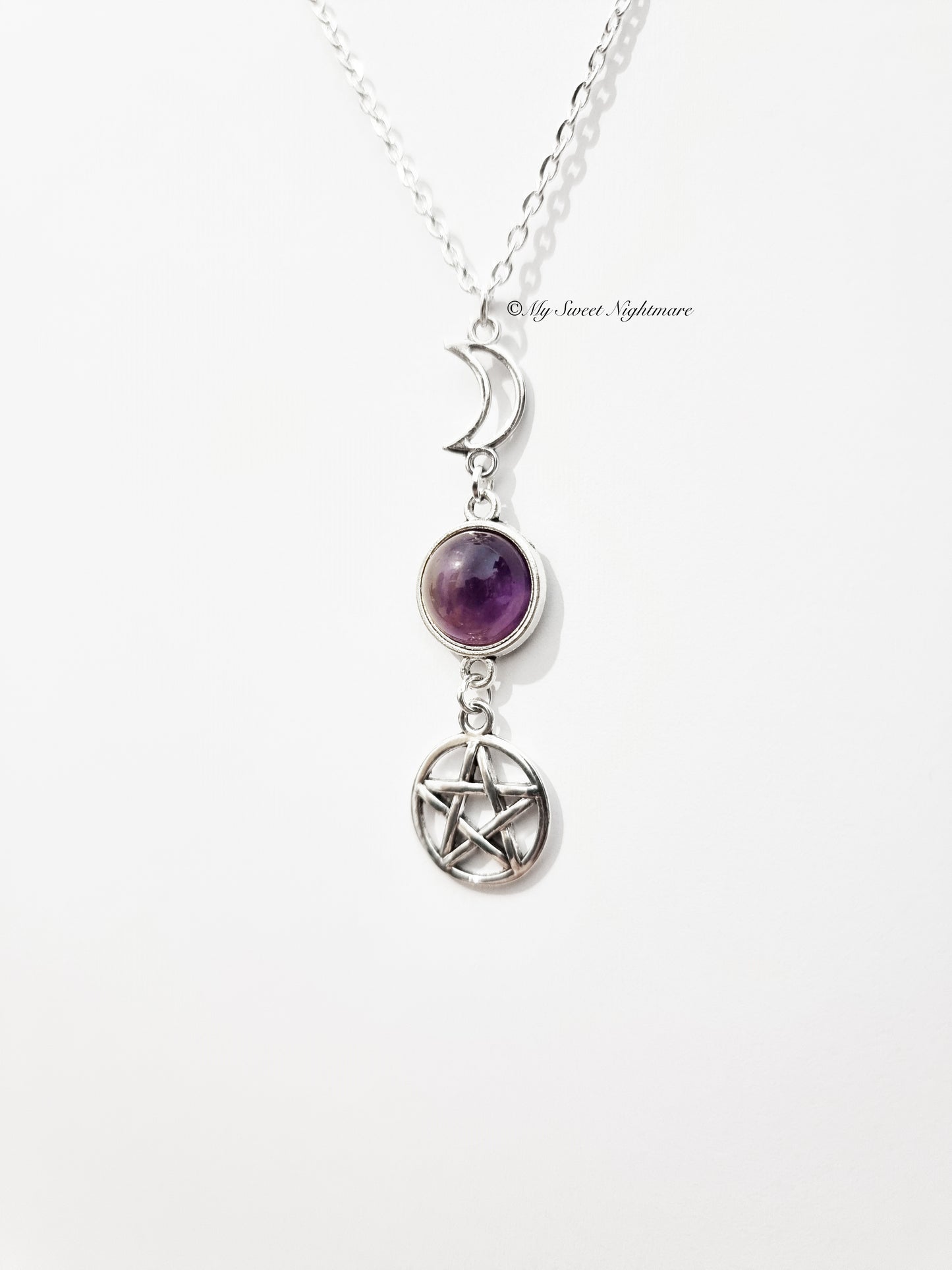 Collana con pentacolo, ametista e luna crescente