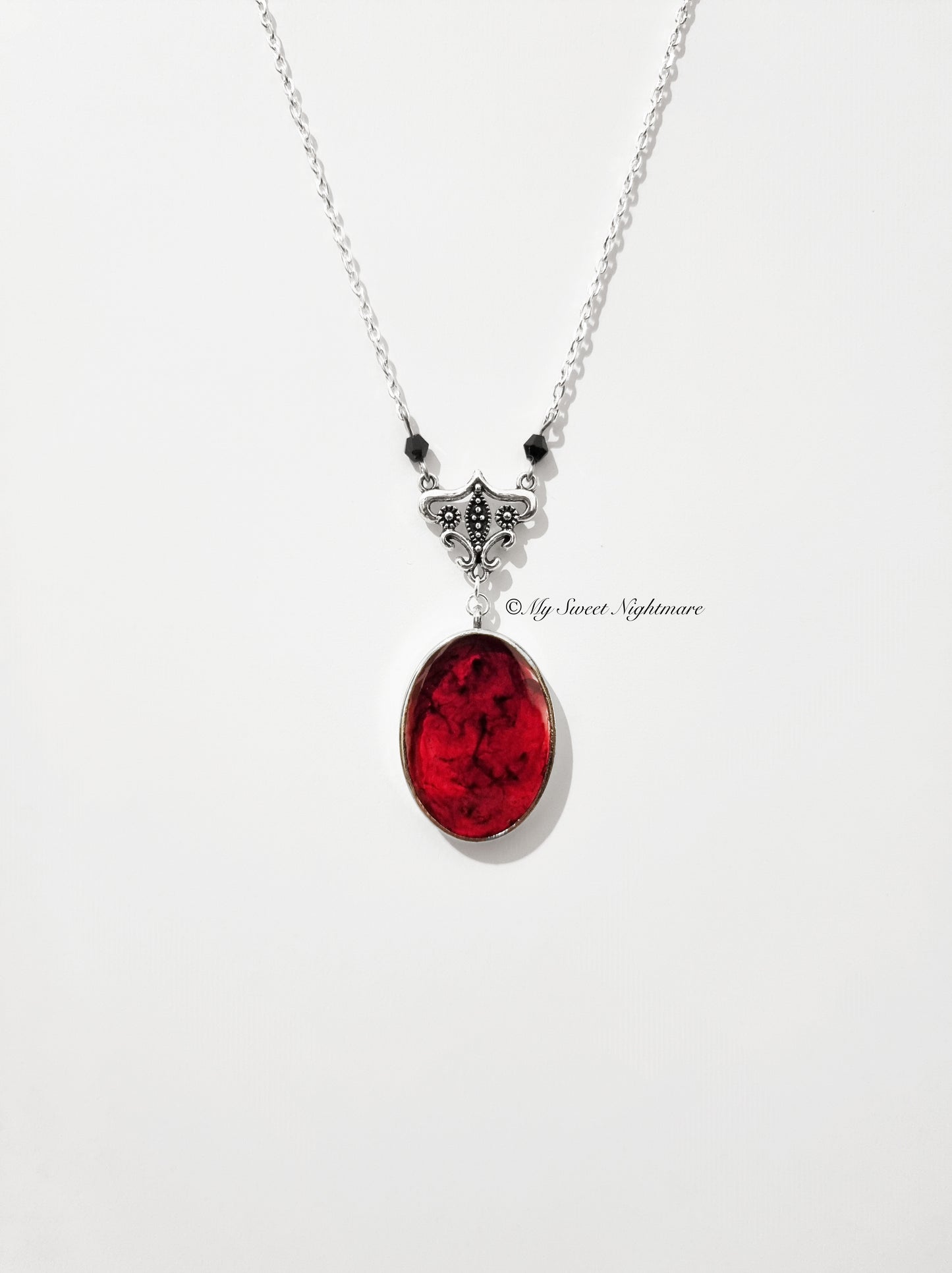 "LAMIA" Gothic Necklace with Blood Effect Cabochon