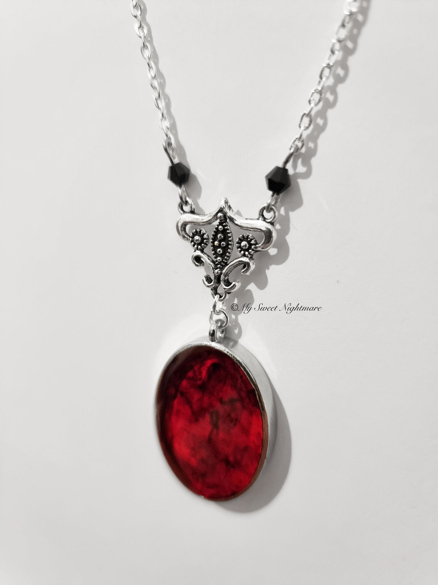 "LAMIA" Gothic Necklace with Blood Effect Cabochon