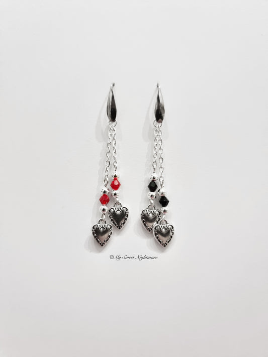 Orecchini con cuori e cristalli rossi e neri
