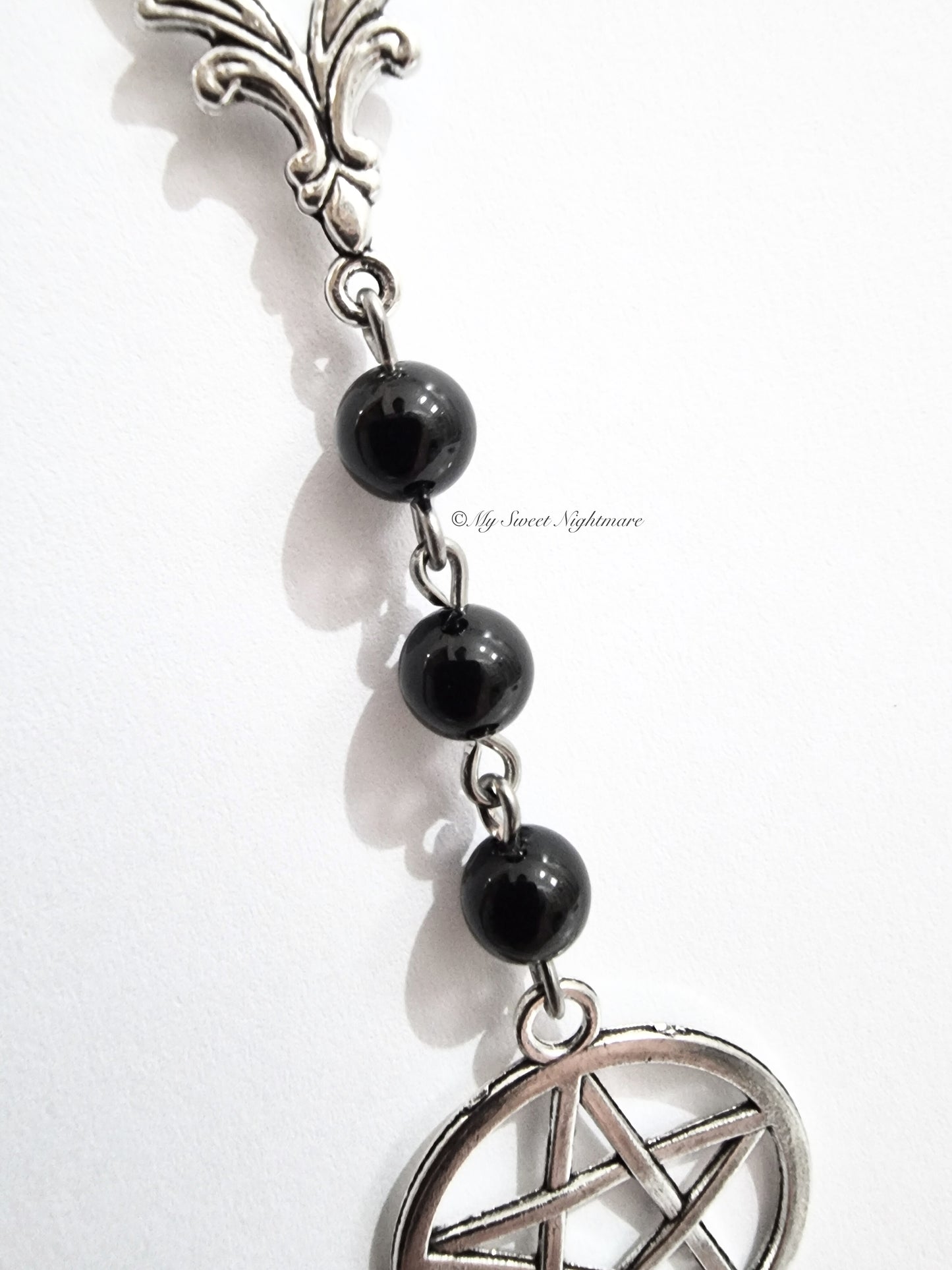 Collana con pentacolo e tormalina nera