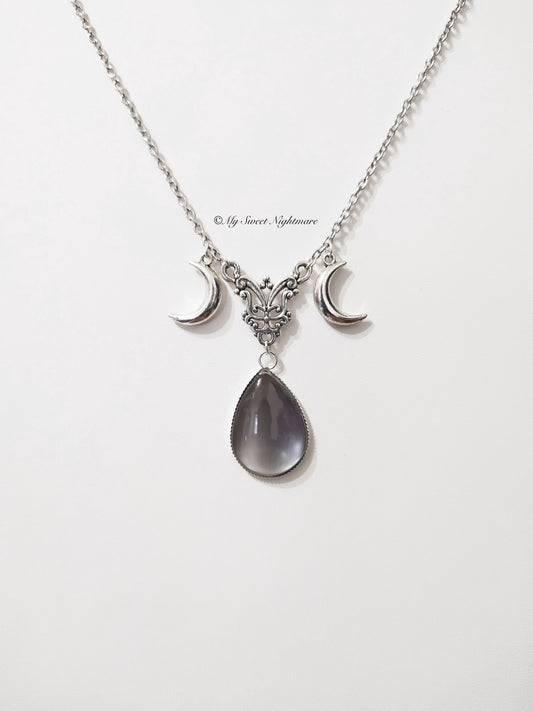 Collana con triplice luna e pietra argento a goccia