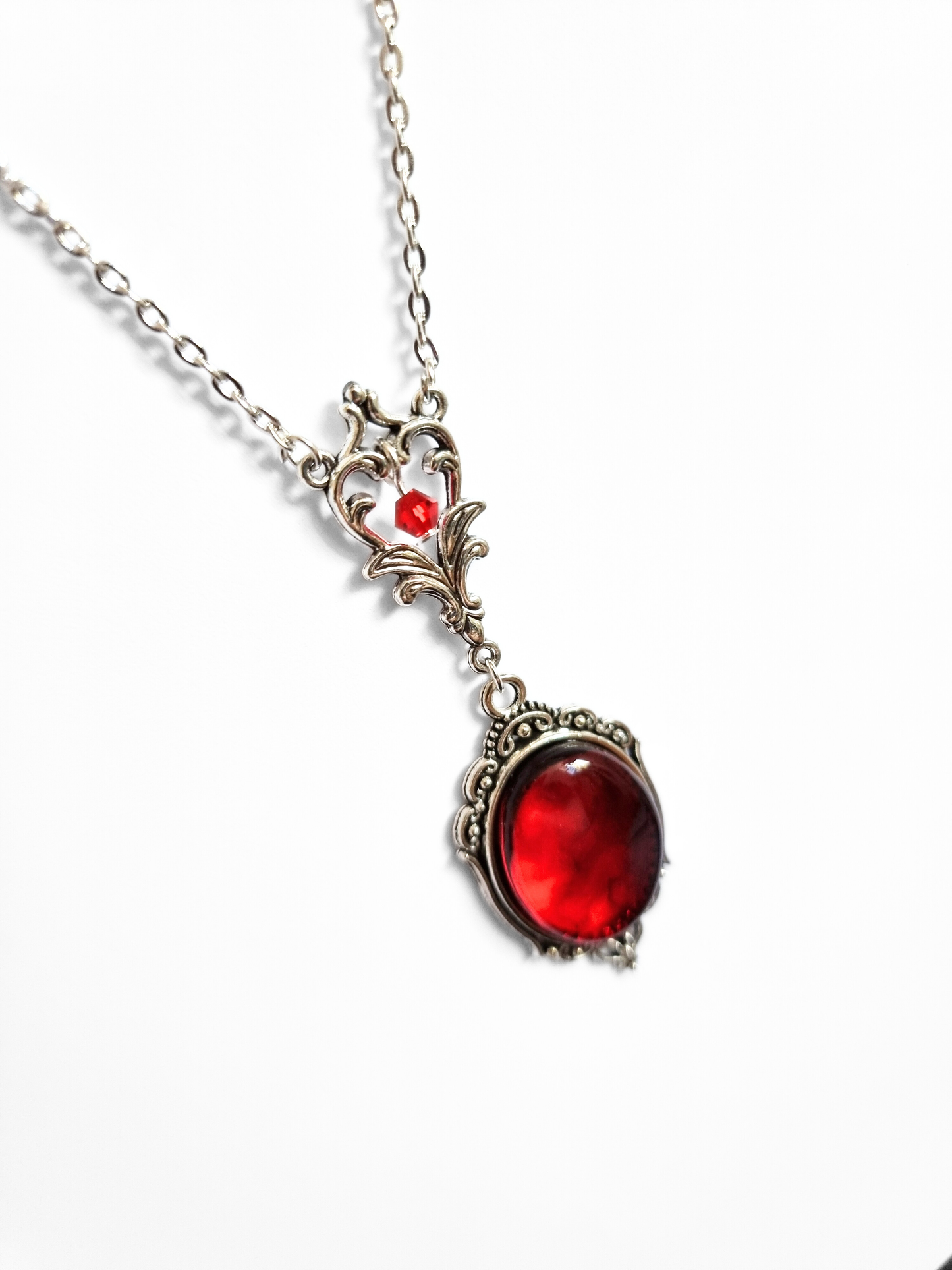 "DRUSILLA" Collana Gotico Vittoriana con Cabochon effetto Sangue