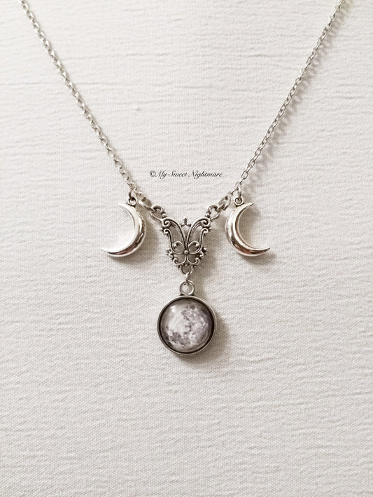 Collana con triplice luna
